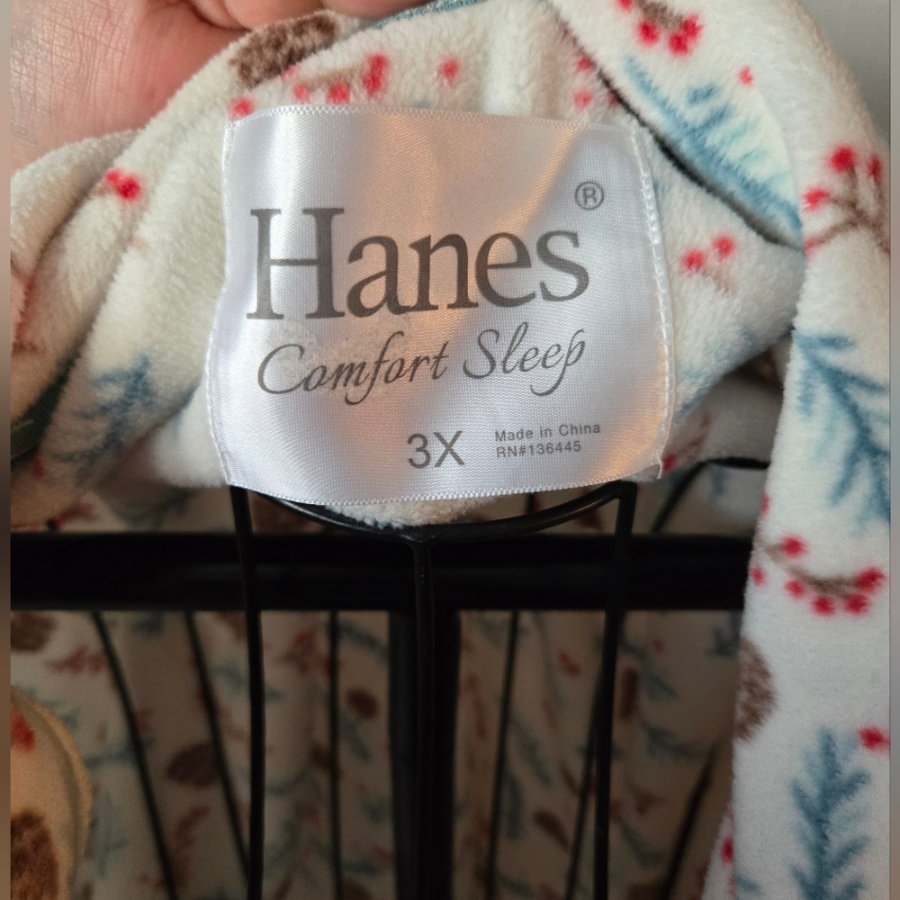 Hanes Fleece Pajama Set with Floral Winter Berry Print Size 3X - Picture 7 of 8